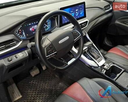 Коричневый Maxus Euniq 5, объемом двигателя 0 л и пробегом 69 тыс. км за 19111 $, фото 14 на Automoto.ua