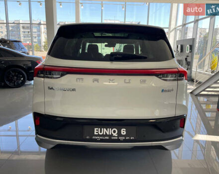 Білий Maxus Euniq 6, об'ємом двигуна 0 л та пробігом 35 тис. км за 24900 $, фото 3 на Automoto.ua