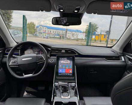Белый Maxus Euniq 6, объемом двигателя 0 л и пробегом 113 тыс. км за 18000 $, фото 9 на Automoto.ua