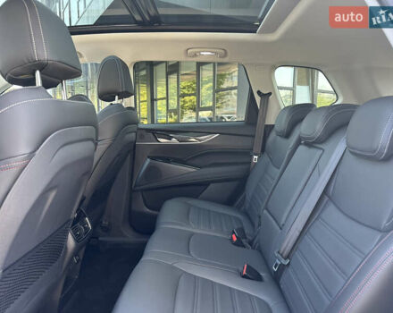 Белый Maxus Euniq 6, объемом двигателя 0 л и пробегом 1 тыс. км за 27500 $, фото 16 на Automoto.ua