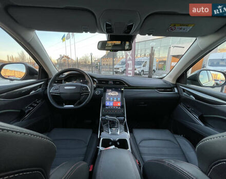 Черный Maxus Euniq 6, объемом двигателя 0 л и пробегом 30 тыс. км за 25500 $, фото 15 на Automoto.ua