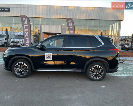 Черный Maxus Euniq 6, объемом двигателя 0 л и пробегом 30 тыс. км за 25500 $, фото 5 на Automoto.ua