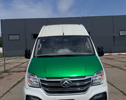 Белый Maxus EV80, объемом двигателя 0 л и пробегом 36 тыс. км за 17995 $, фото 1 на Automoto.ua