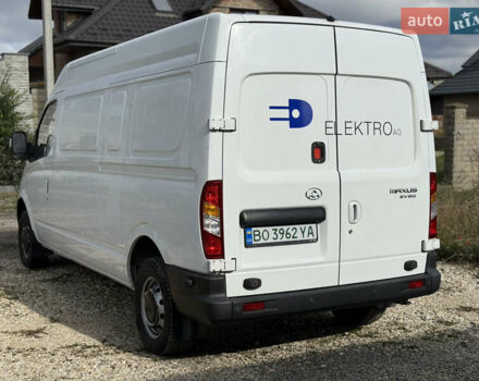 Білий Maxus EV80, об'ємом двигуна 0 л та пробігом 18 тис. км за 15500 $, фото 6 на Automoto.ua