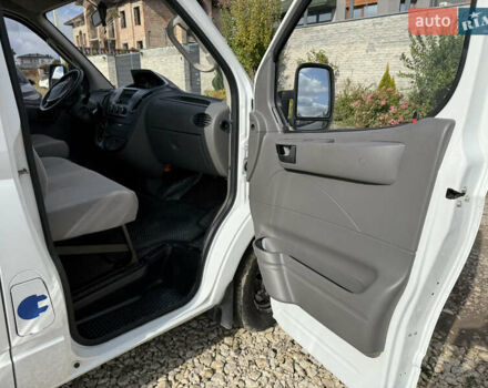 Білий Maxus EV80, об'ємом двигуна 0 л та пробігом 18 тис. км за 15500 $, фото 15 на Automoto.ua