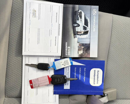 Белый Maxus EV80, объемом двигателя 0 л и пробегом 27 тыс. км за 16995 $, фото 23 на Automoto.ua