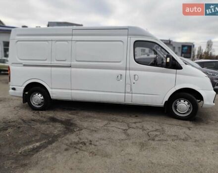 Белый Maxus EV80, объемом двигателя 0 л и пробегом 99 тыс. км за 18999 $, фото 15 на Automoto.ua
