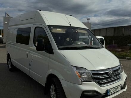 Белый Maxus EV80, объемом двигателя 0 л и пробегом 49 тыс. км за 18000 $, фото 1 на Automoto.ua