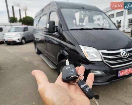 Черный Maxus EV80, объемом двигателя 0 л и пробегом 49 тыс. км за 21555 $, фото 1 на Automoto.ua