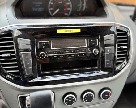 Желтый Maxus EV80, объемом двигателя 0 л и пробегом 26 тыс. км за 17997 $, фото 13 на Automoto.ua