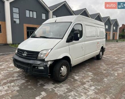 Maxus V80 2017 в Луцке на Automoto.ua Белый Maxus V80, объемом двигателя 0 л и пробегом 62 тыс. км за 11400 $, фото 3 на Automoto.ua