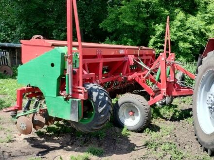 Красный Mazur D6, объемом двигателя 0 л и пробегом 0 тыс. км за 7000 $, фото 1 на Automoto.ua