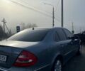 Серый Мерседес Е-Класс, объемом двигателя 2.1 л и пробегом 259 тыс. км за 8399 $, фото 3 на Automoto.ua