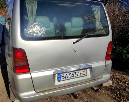 Серый Мерседес Вито, объемом двигателя 2.1 л и пробегом 230 тыс. км за 6800 $, фото 2 на Automoto.ua