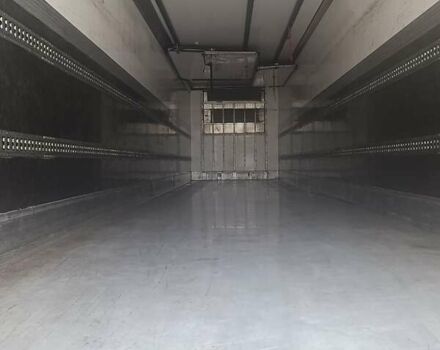 Серый Merker M 300, объемом двигателя 0 л и пробегом 0 тыс. км за 33000 $, фото 2 на Automoto.ua