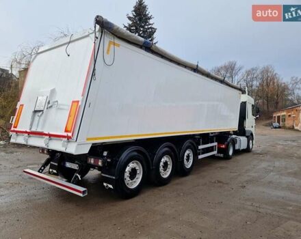 Чорний Metal Fach NOVA, об'ємом двигуна 0 л та пробігом 317 тис. км за 24500 $, фото 3 на Automoto.ua