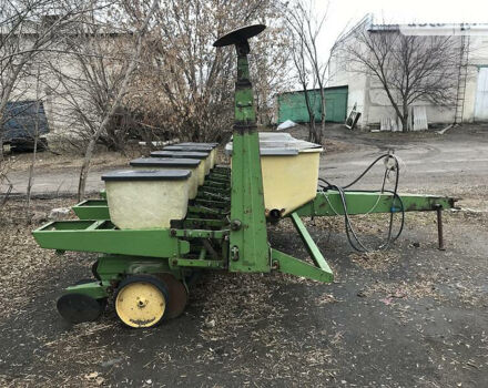 John Deere 7000