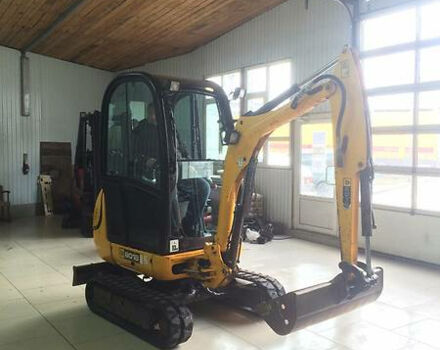 JCB 8018