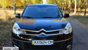 Citroen C-Crosser