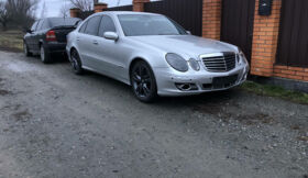 Mercedes-Benz E 500