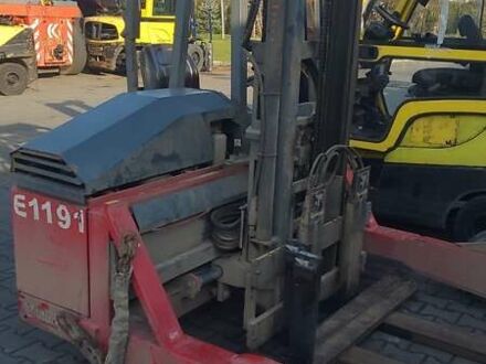 Moffett M4 2007 у Києві на Automoto.ua Moffett M4, об'ємом двигуна 0 л та пробігом 0 тис. км за 8900 $, фото 1 на Automoto.ua