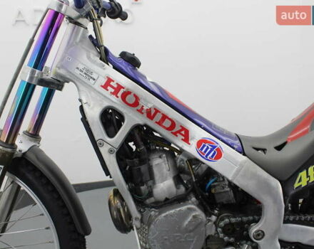 Сірий Montesa Honda Cota 4RT, об'ємом двигуна 0.25 л та пробігом 1 тис. км за 2100 $, фото 12 на Automoto.ua