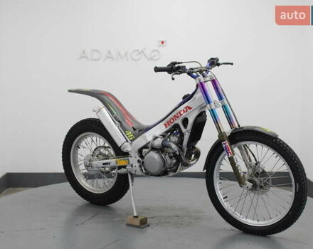 Сірий Montesa Honda Cota 4RT, об'ємом двигуна 0.25 л та пробігом 1 тис. км за 2100 $, фото 3 на Automoto.ua