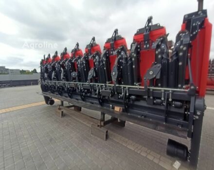 Зелений Moresil Другая, об'ємом двигуна 4.25 л та пробігом 0 тис. км за 63776 $, фото 7 на Automoto.ua