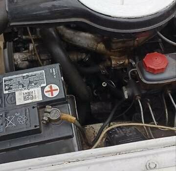 Білий Москвич/АЗЛК 2140, об'ємом двигуна 1.5 л та пробігом 50 тис. км за 1000 $, фото 1 на Automoto.ua