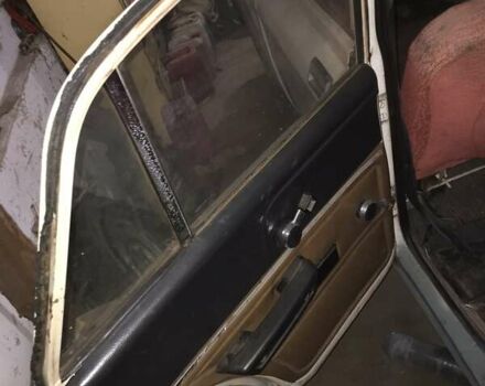 Белый Москвич/АЗЛК 2140, объемом двигателя 1.5 л и пробегом 180 тыс. км за 300 $, фото 5 на Automoto.ua