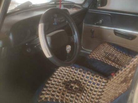 Москвич/АЗЛК 2140 1982 у Кривому Розі на Automoto.ua Бежевий Москвич/АЗЛК 2140, об'ємом двигуна 1.5 л та пробігом 100 тис. км за 500 $, фото 1 на Automoto.ua