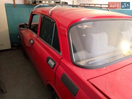 Москвич/АЗЛК 2140 1980 в Днепре (Днепропетровске) на Automoto.ua Красный Москвич/АЗЛК 2140, объемом двигателя 1.5 л и пробегом 83 тыс. км за 485 $, фото 1 на Automoto.ua