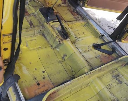 Жовтий Москвич/АЗЛК 2140, об'ємом двигуна 1.48 л та пробігом 93 тис. км за 604 $, фото 8 на Automoto.ua