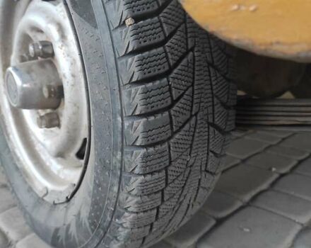 Жовтий Москвич/АЗЛК 2140, об'ємом двигуна 1.5 л та пробігом 76 тис. км за 590 $, фото 4 на Automoto.ua