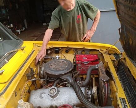 Желтый Москвич/АЗЛК 2140, объемом двигателя 1.5 л и пробегом 38 тыс. км за 478 $, фото 5 на Automoto.ua