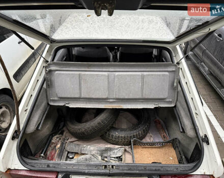 Белый Москвич/АЗЛК 2141, объемом двигателя 1.7 л и пробегом 39 тыс. км за 1073 $, фото 8 на Automoto.ua