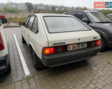 Белый Москвич/АЗЛК 2141, объемом двигателя 1.7 л и пробегом 39 тыс. км за 1073 $, фото 2 на Automoto.ua