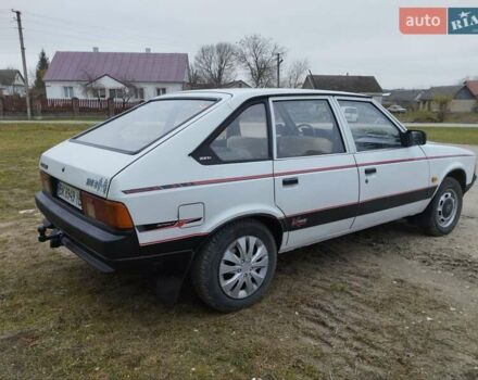 Белый Москвич/АЗЛК 2141, объемом двигателя 1.48 л и пробегом 173 тыс. км за 970 $, фото 16 на Automoto.ua