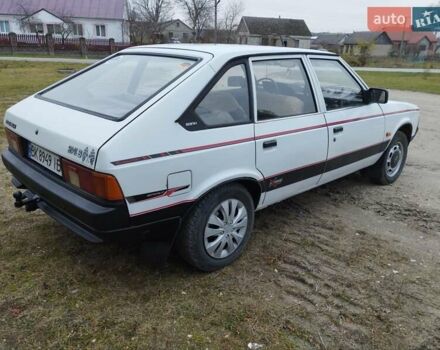 Белый Москвич/АЗЛК 2141, объемом двигателя 1.48 л и пробегом 173 тыс. км за 970 $, фото 5 на Automoto.ua