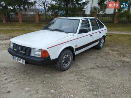 Білий Москвич/АЗЛК 2141, об'ємом двигуна 1.48 л та пробігом 173 тис. км за 970 $, фото 1 на Automoto.ua