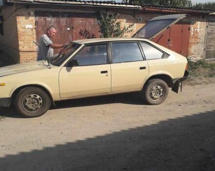 Бежевый Москвич/АЗЛК 2141, объемом двигателя 1.5 л и пробегом 165 тыс. км за 1000 $, фото 3 на Automoto.ua