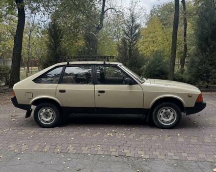 Бежевый Москвич/АЗЛК 2141, объемом двигателя 1.5 л и пробегом 192 тыс. км за 799 $, фото 6 на Automoto.ua