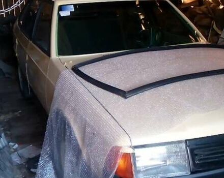 Бежевый Москвич/АЗЛК 2141, объемом двигателя 1.5 л и пробегом 255 тыс. км за 1600 $, фото 3 на Automoto.ua