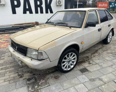 Бежевый Москвич/АЗЛК 2141, объемом двигателя 1.7 л и пробегом 200 тыс. км за 550 $, фото 5 на Automoto.ua