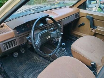 Москвич/АЗЛК 2141 1990 у Радивилове на Automoto.ua Бежевий Москвич/АЗЛК 2141, об'ємом двигуна 1.5 л та пробігом 95 тис. км за 900 $, фото 1 на Automoto.ua