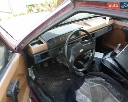 Красный Москвич/АЗЛК 2141, объемом двигателя 1.6 л и пробегом 105 тыс. км за 700 $, фото 1 на Automoto.ua