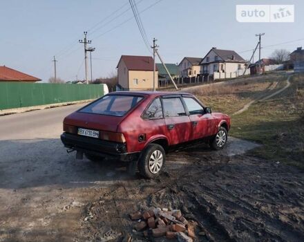 Червоний Москвич/АЗЛК 2141, об'ємом двигуна 1.5 л та пробігом 154 тис. км за 850 $, фото 3 на Automoto.ua