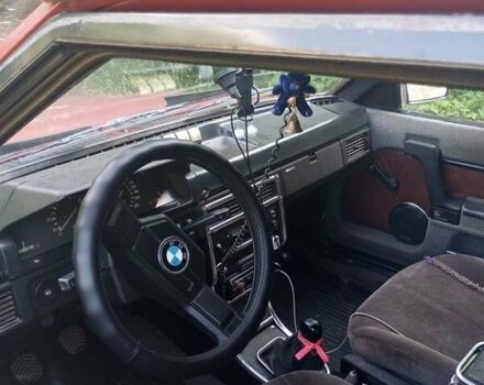 Красный Москвич/АЗЛК 2141, объемом двигателя 1.5 л и пробегом 70 тыс. км за 700 $, фото 1 на Automoto.ua