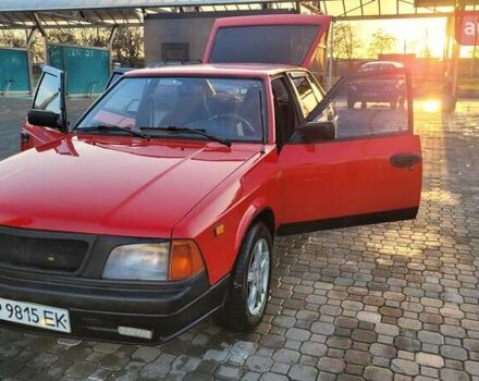 Красный Москвич/АЗЛК 2141, объемом двигателя 1.48 л и пробегом 178 тыс. км за 2500 $, фото 1 на Automoto.ua
