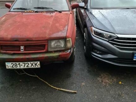 Красный Москвич/АЗЛК 2141, объемом двигателя 1.7 л и пробегом 200 тыс. км за 500 $, фото 1 на Automoto.ua